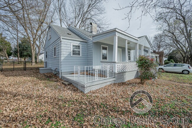 Foto del edificio - 3920 Cypress Ave SW