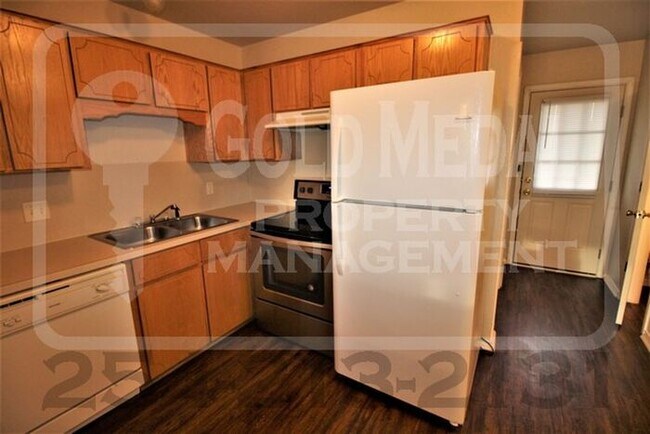 Building Photo - 4205 Alan Kent Dr