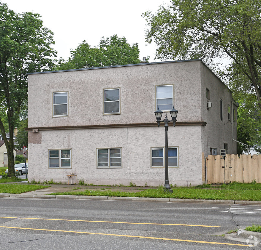 Building Photo - 1195 Arona St