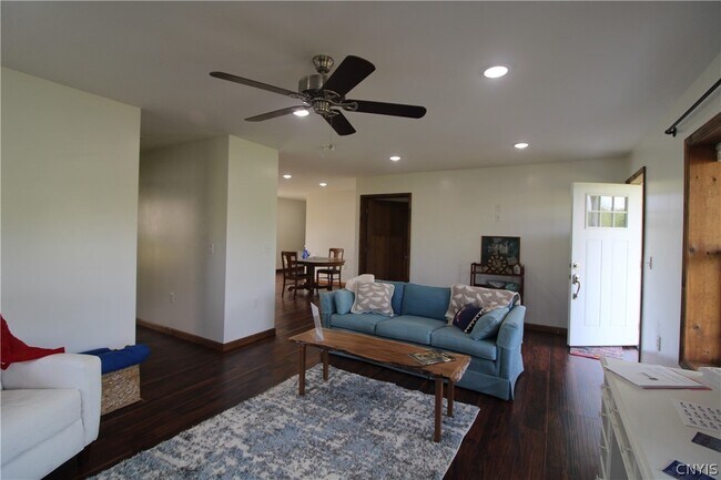 Foto del edificio - 1601 Lighthouse Hill Rd