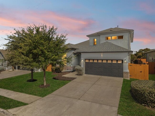 Foto del edificio - 7808 Glover Dr