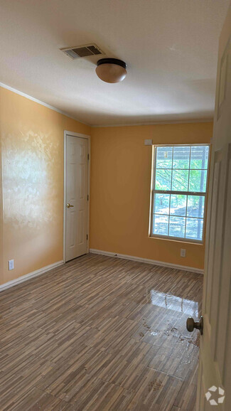 Building Photo - 14095 Bradley Rd