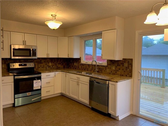 Building Photo - 5720 Winona Dr