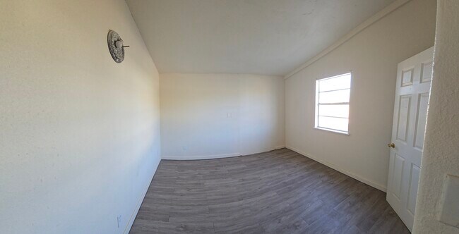 Foto del edificio - 2410 SW 2nd Ave