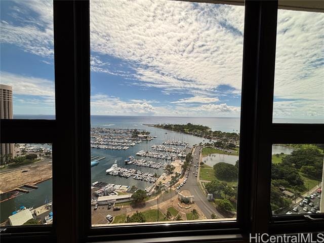 Building Photo - 1600 Ala Moana Blvd