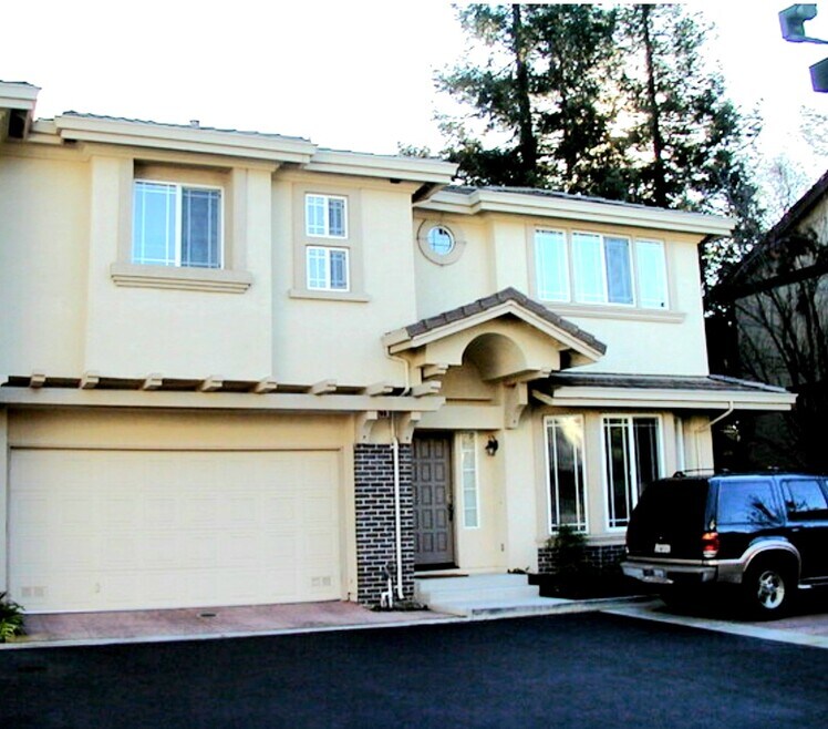 766 Duncanville Ct