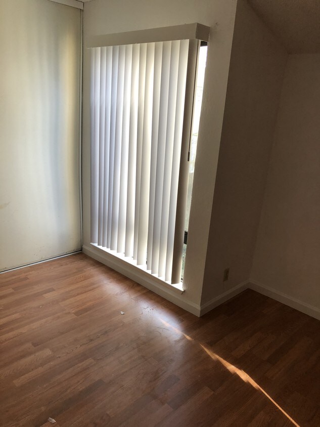Foto principal - 900 Southampton Rd