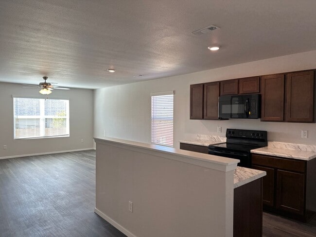 Building Photo - *Pre-leasing* Four Bedroom | Two Bath Home...