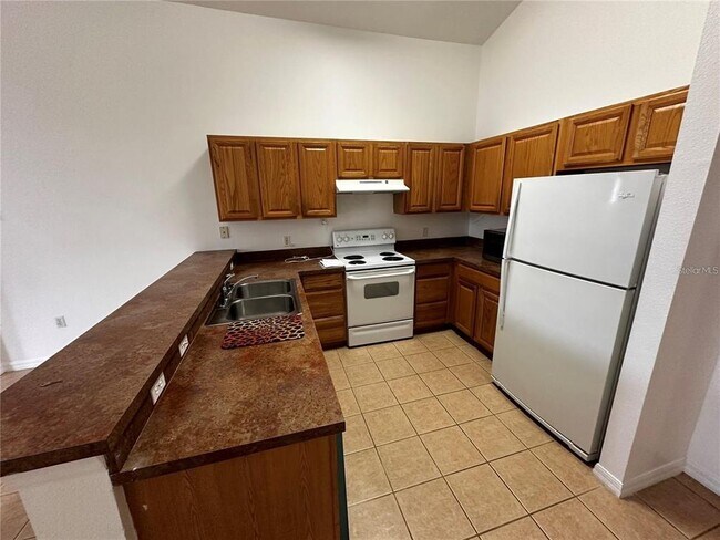 Foto del edificio - 4795 Cumbrian Lakes Dr