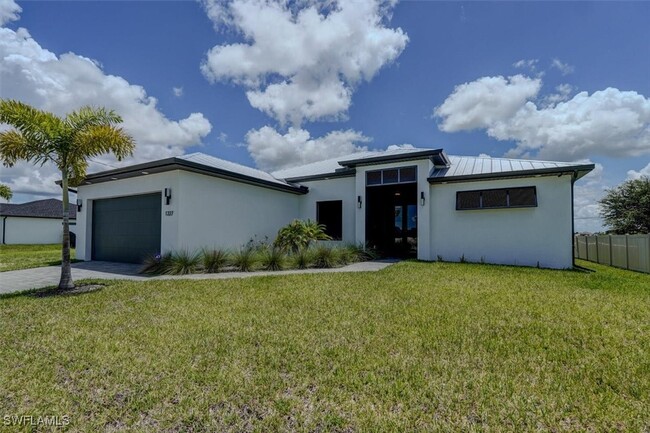 Building Photo - 1227 NW 40th Pl