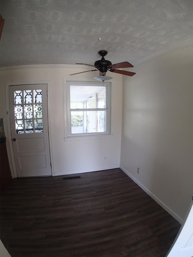 Building Photo - 5105 Kilmer Blvd