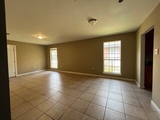 Building Photo - 9925 El Scott Ave