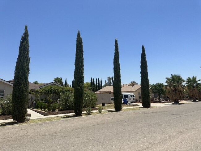 Foto del edificio - "Modern Comfort in El Paso: Spacious 3-Bed...