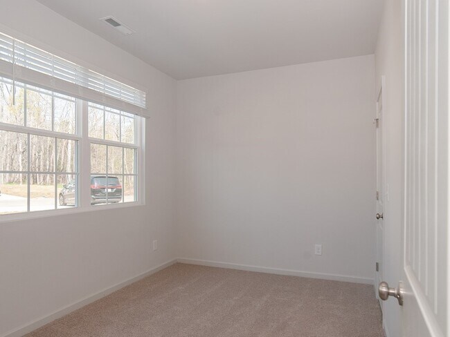 Foto del edificio - 2480 Ashton Park Ln