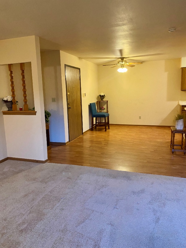 Building Photo - S70W14965 Cornell Cir