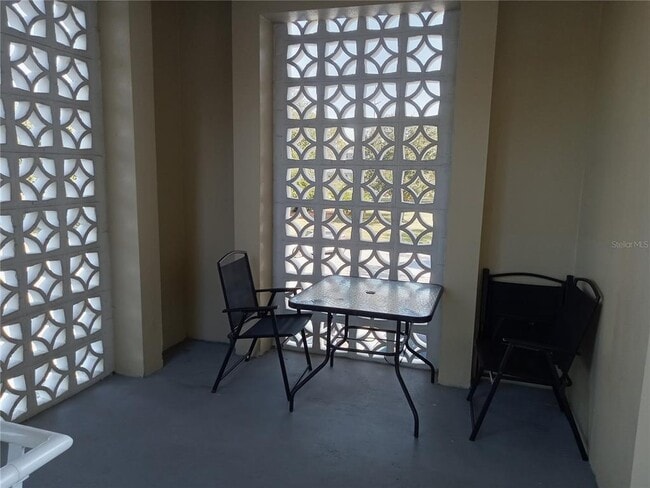 Building Photo - 2331 Finlandia Ln