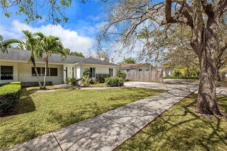 Building Photo - 11720 SW 81st Rd