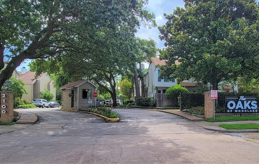 Foto principal - 2100 Tanglewilde St