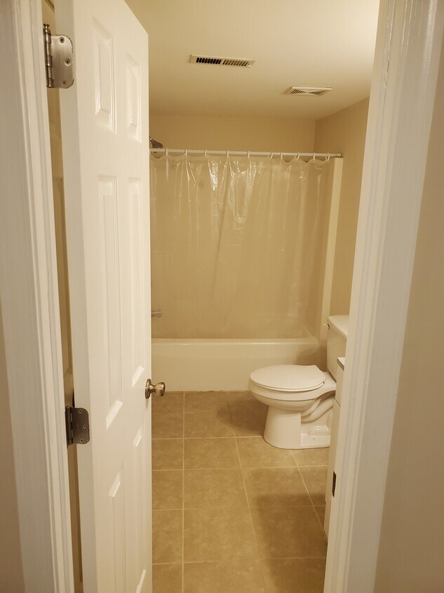 Primary Photo - 39612 Walnut Cir