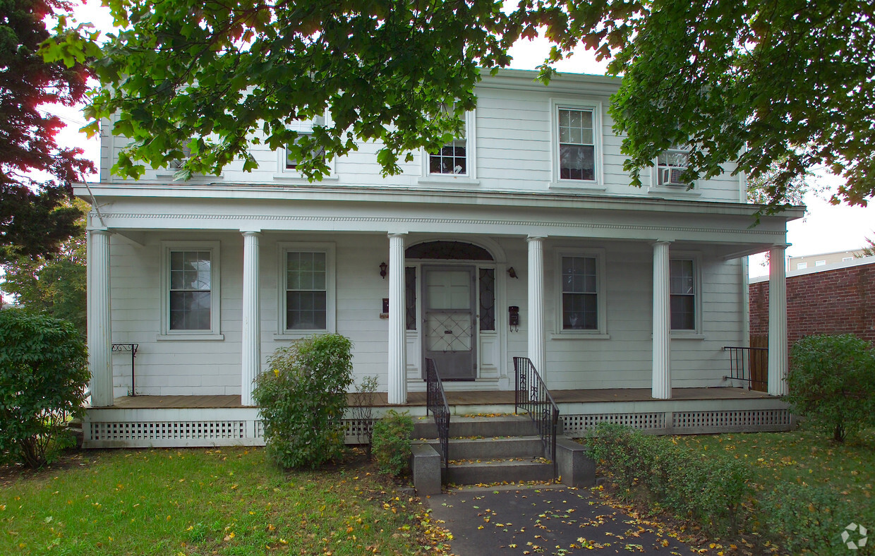 Building Photo - 109 Franklin St