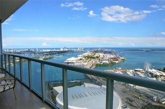 Building Photo - 888 Biscayne Blvd