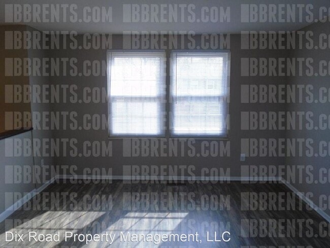 Building Photo - 3 br, 1.5 bath House - 215 Eller Avenue,