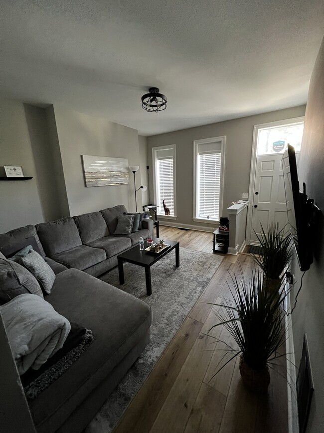 Foto del edificio - 2231 Orleans St