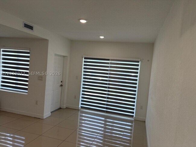 Foto del edificio - 25680 SW 143rd Path