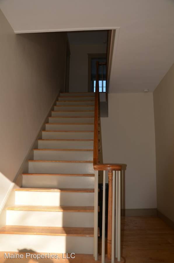 Building Photo - 847 Gray Rd