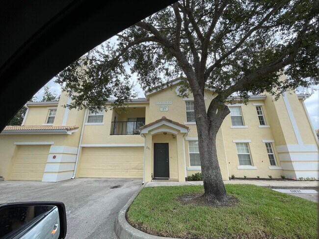 Building Photo - 152 SW Peacock Blvd