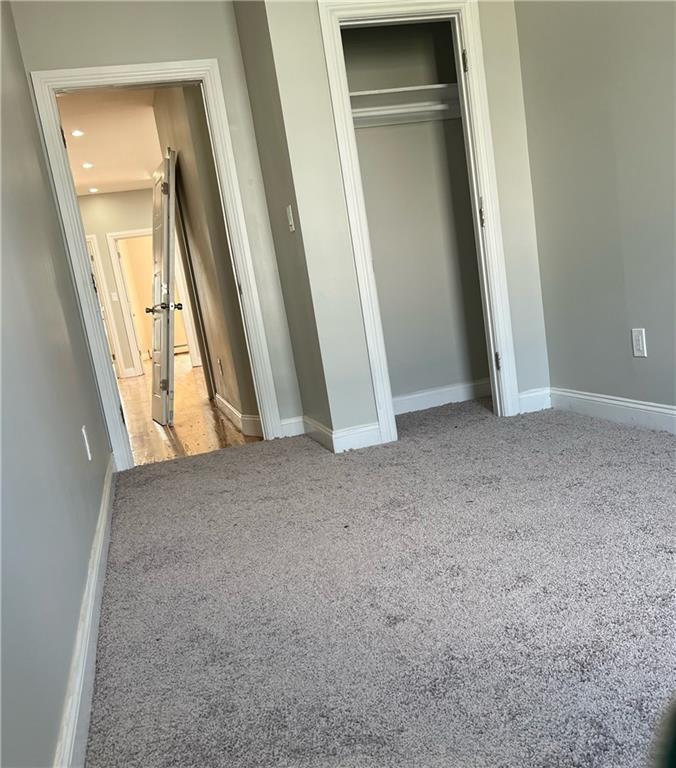 Building Photo - 593 Barbey St