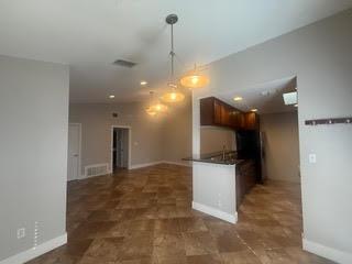 Foto del edificio - 2604 W 8th St