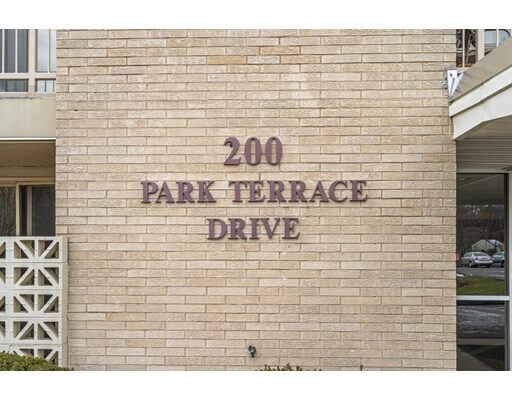 Primary Photo - 200 Park Terrace Dr