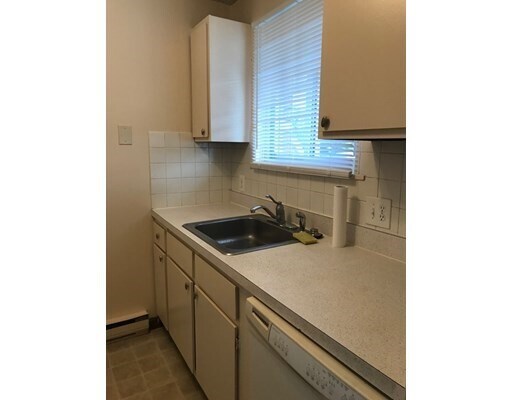 Foto del edificio - 1144 Elm St