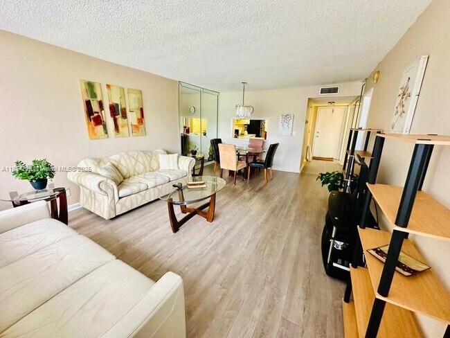 Foto del edificio - 330 SE 2nd St