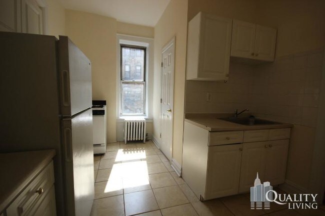Foto del edificio - 309 E 5th St