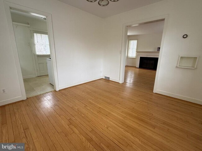 Foto del edificio - 2115 N Potomac St