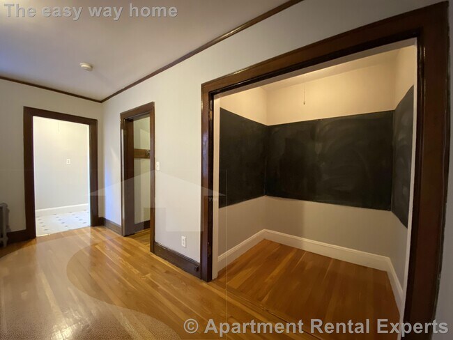 Photo - 119 College Ave Apartment