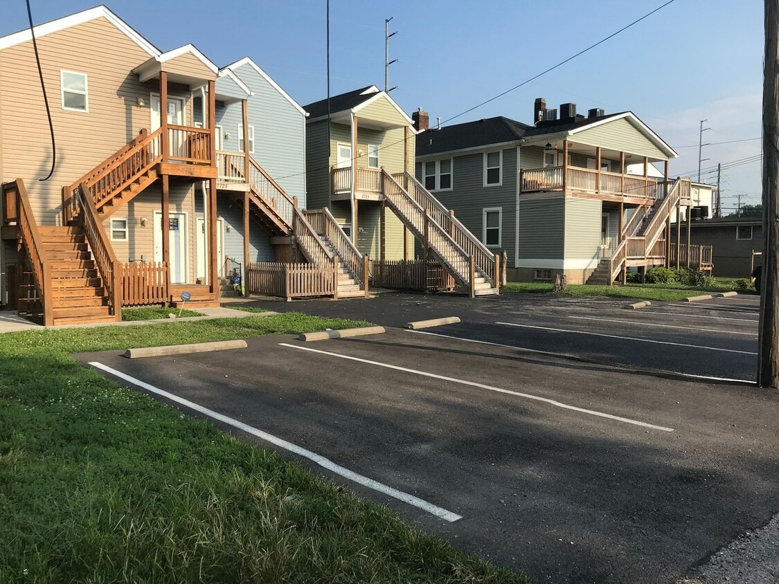 Photo - S 4th St, 2725