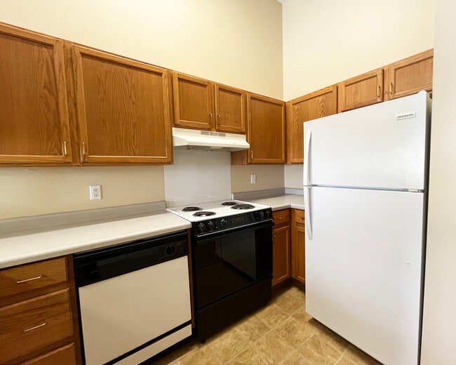 Building Photo - Stonehouse Apartments