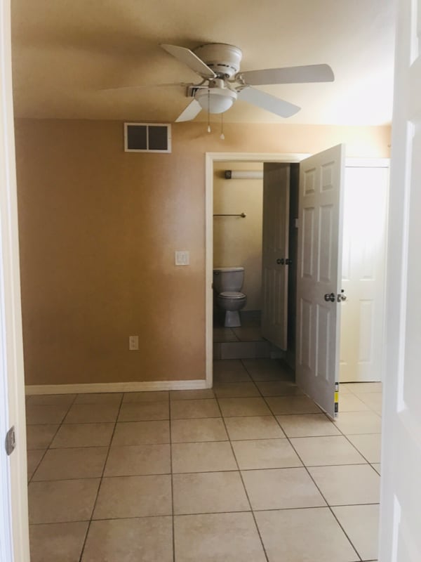 Building Photo - 1315 N US Hwy 1