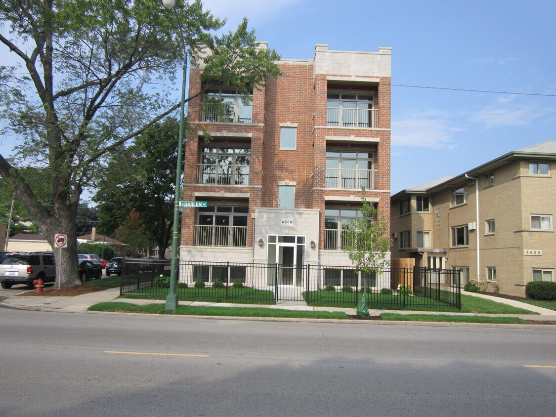 Primary Photo - 6600 N Harlem Ave