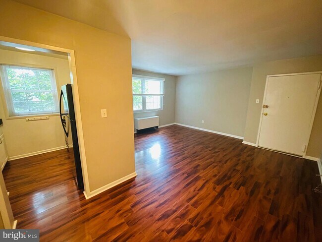 Foto del edificio - 2028 N Vermont St