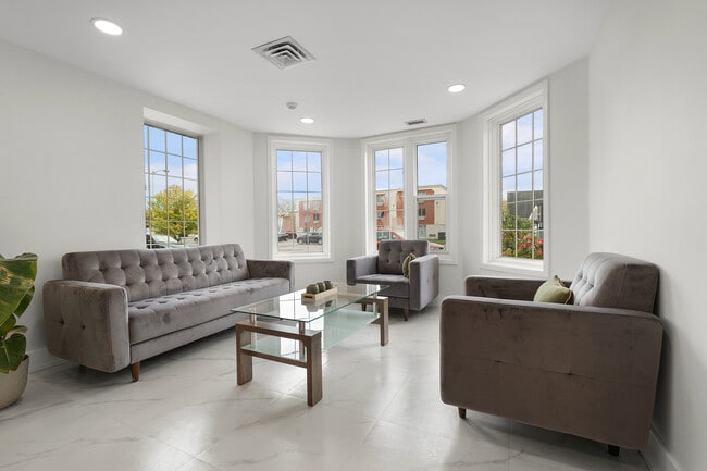 Building Photo - Brand New Studio Apartment for Rent