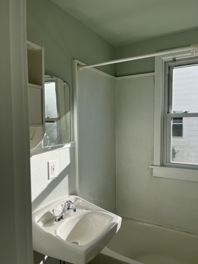 Foto del edificio - 520 Hollingsworth Ave