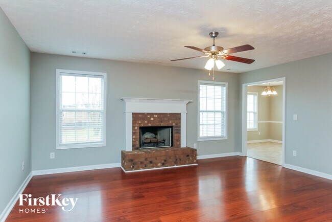 Foto del edificio - 85 Natalie Ct