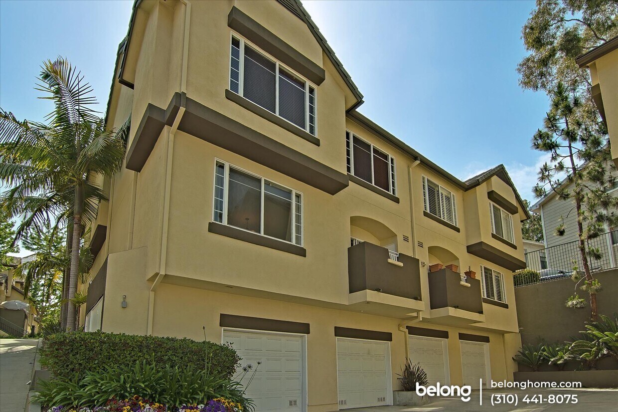 Primary Photo - 4600 Don Lorenzo Dr