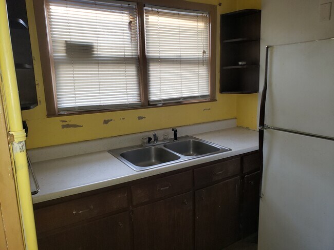 Part of the kitchenette. - 216 S High St