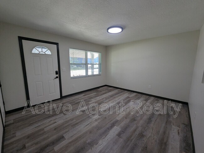 Foto del edificio - 935 NE 5th Terrace