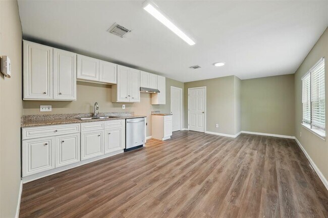 Foto del edificio - 3615 Seabrook St